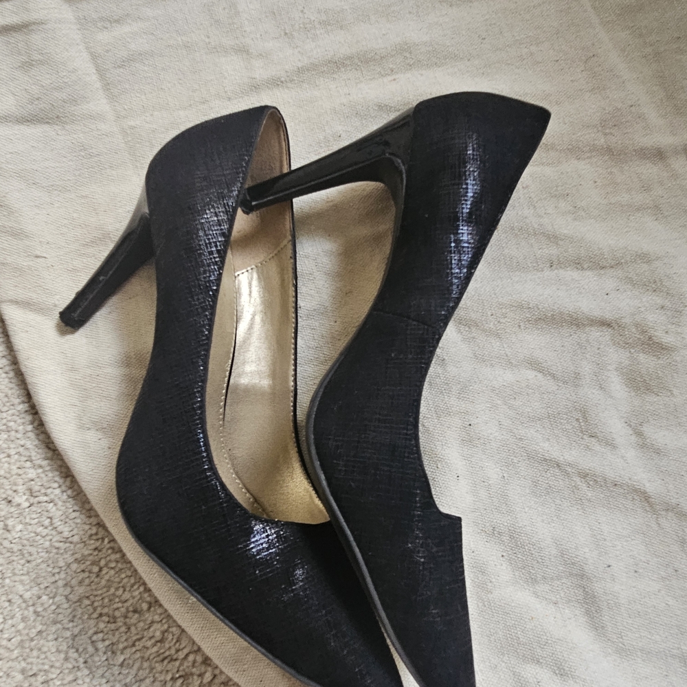 Bandolino Black Pointed-Toe Stiletto Pumps